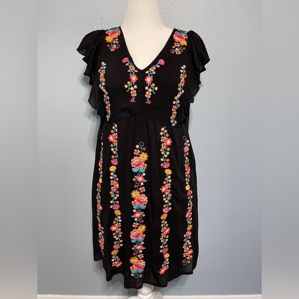 Savanna Jane Black Embroidered Floral Dress Boho Whimsigoth Prairie Medium